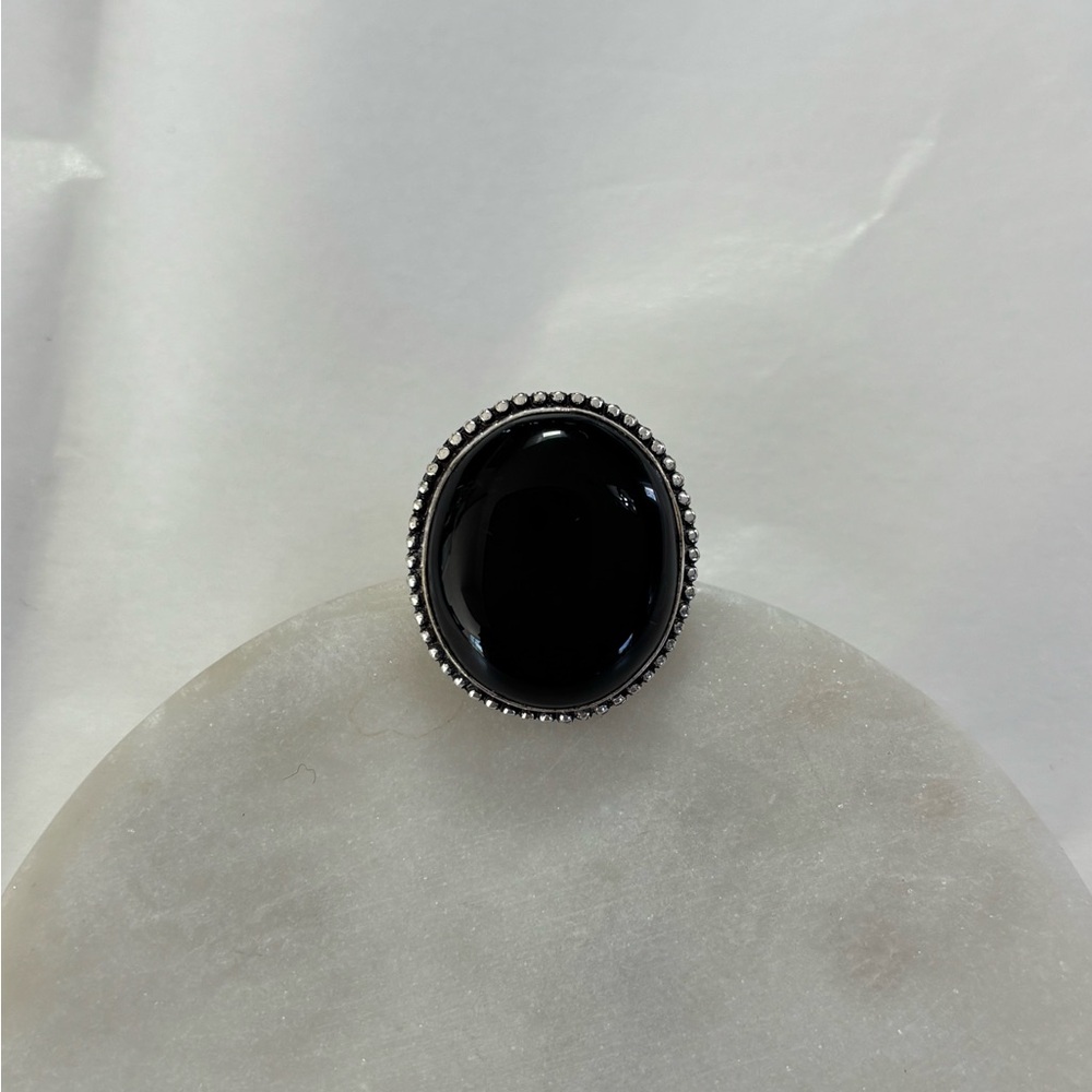 Black Oval Bead-Edge Statement Ring - Women Jewelry